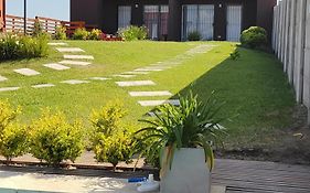 Duplex familiar con pileta en zona parque